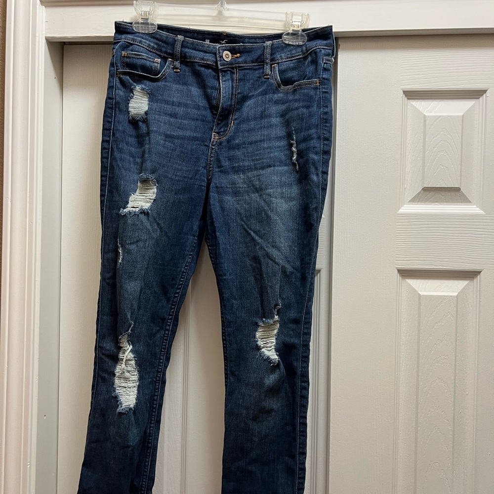 7 Pairs of Womens Hollister Jeans